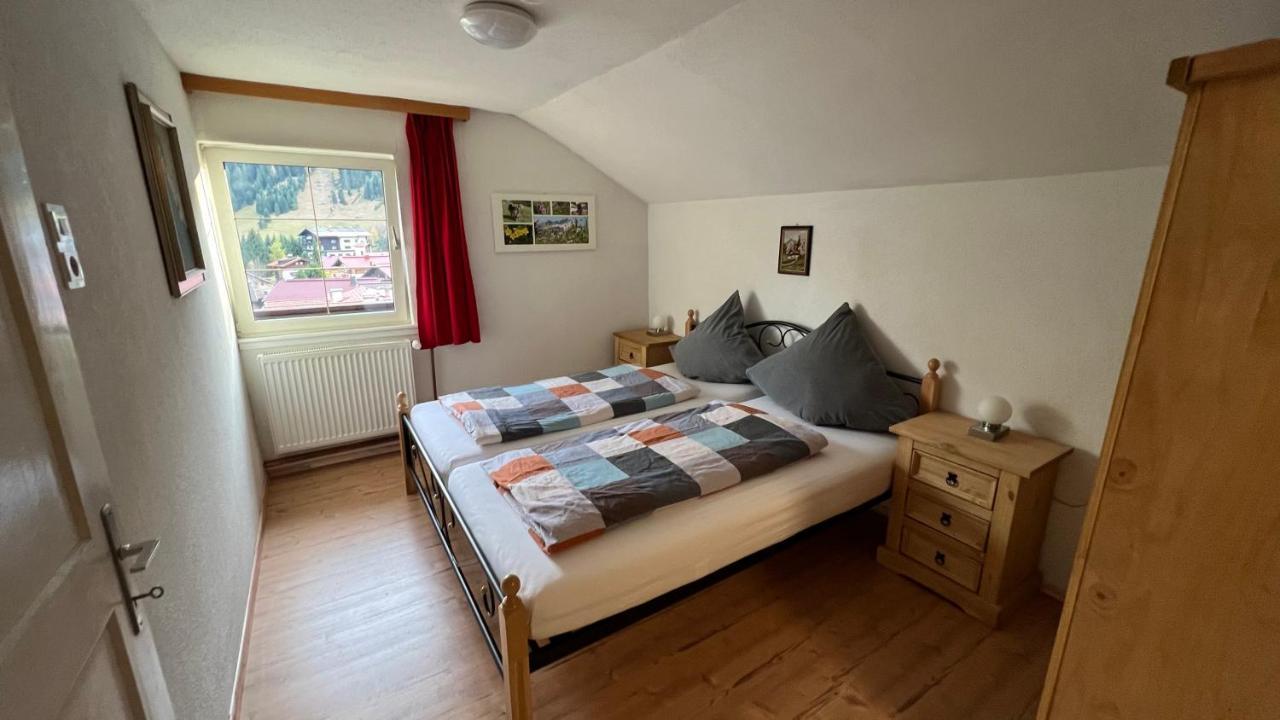 Haus Helli Apartamento Berwang Exterior foto