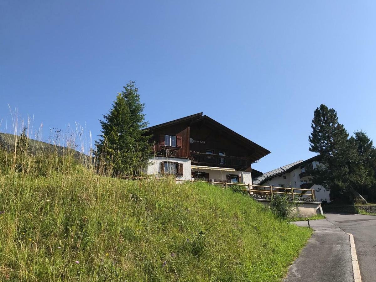Haus Helli Apartamento Berwang Exterior foto
